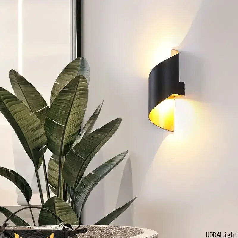 DecorBites™ Aluminum Outdoor Wall Lamp with Spiral Up and Down Light