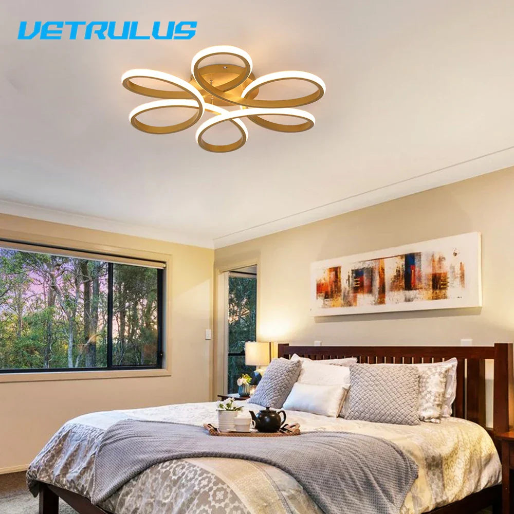 ثريا معلقة أكريليك بتصميم زهرة ذهبية من DecorBites™ - مصباح سقف LED حديث