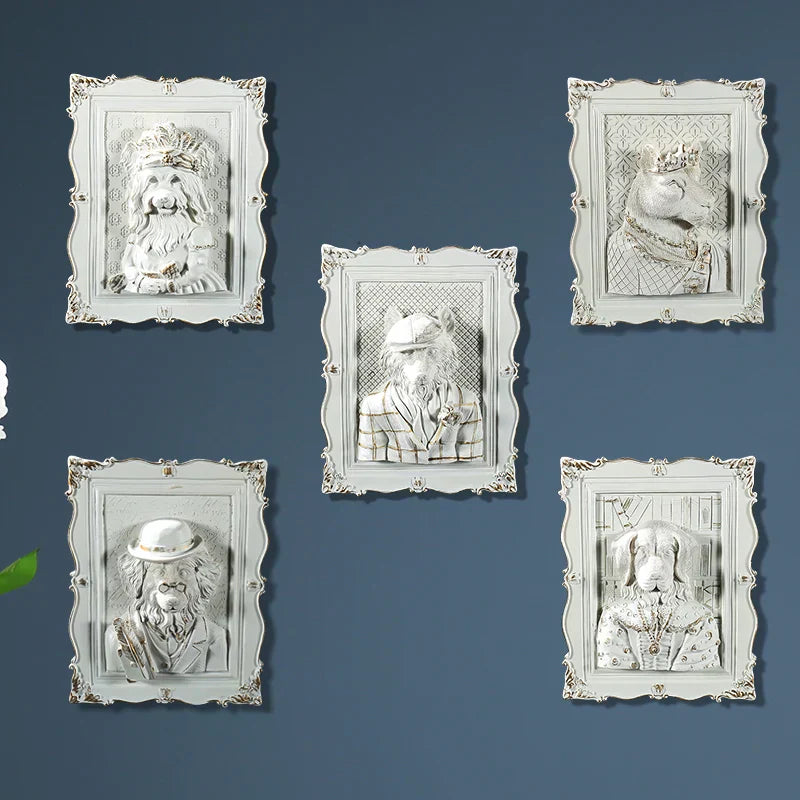 DecorBites™ إطار زخرفة جدارية متدلية من الراتنج على شكل قطة "إيرل" للمسة غريبة.