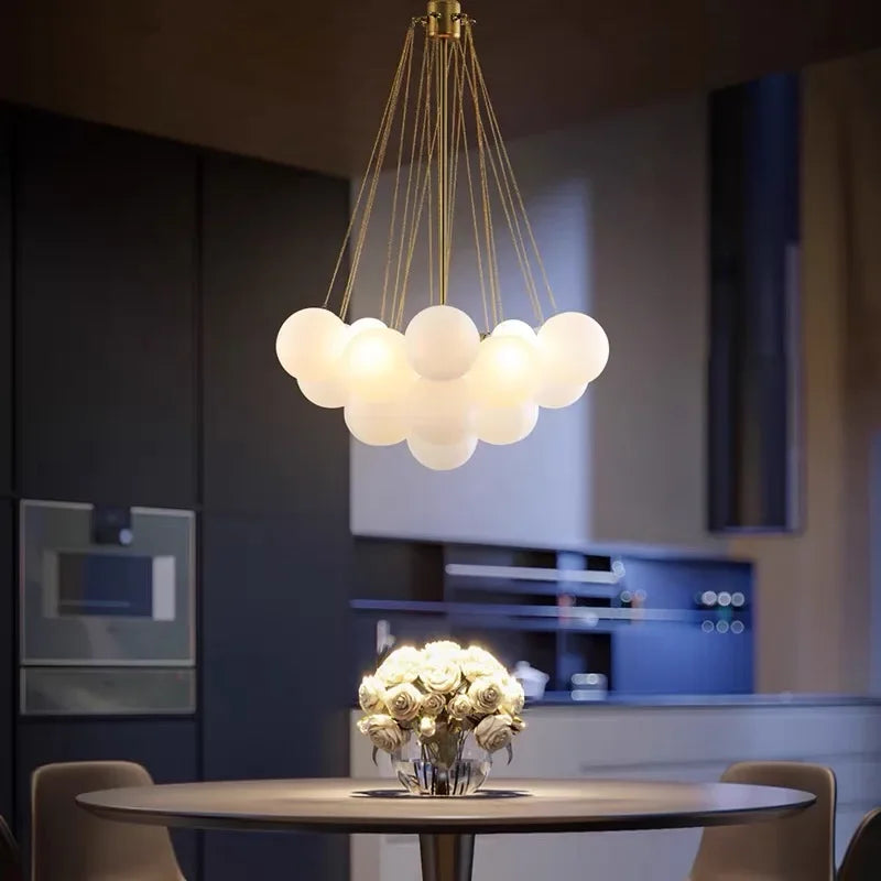 ثريا كرات زجاجية من DecorBites™ بإضاءة LED لغرفة المعيشة العصرية، مصباح معلق بتصميم فقاعي على الطراز الاسكندنافي