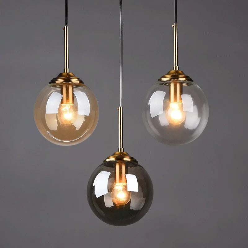 مصباح DecorBites™ المعلق الكروي الزجاجي ذو الحلقة الذهبية للمطابخ وغرف الطعام وبجانب السرير