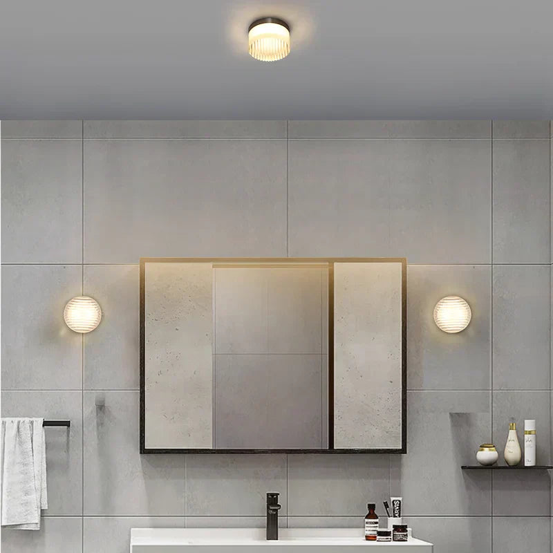 أضواء جدارية أكريليك LED من DecorBites™ - ديكور غرفة نوم بأسلوب نورديك حديث