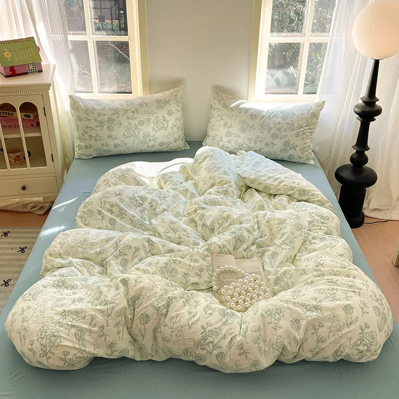 DecorBites™ Cotton Flower Print Bedding Set - Romantic High-Density Comforter for Adults