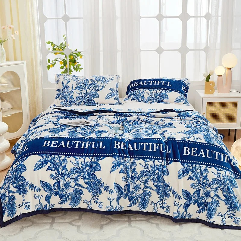 DecorBites™ Cozy Flannel Plush Blanket - All Seasons Sofa Cover & Bed Sheet for Queen Double