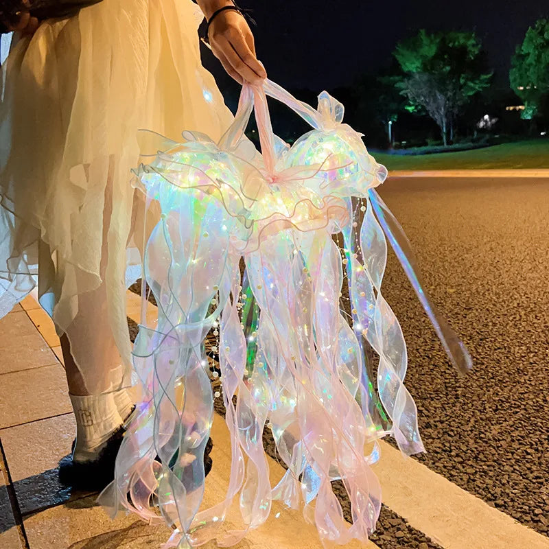 DecorBites™ فوانيس قنديل البحر: ديكور حفل عيد ميلاد تحت البحر