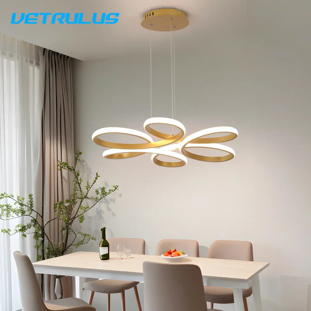 ثريا معلقة أكريليك بتصميم زهرة ذهبية من DecorBites™ - مصباح سقف LED حديث