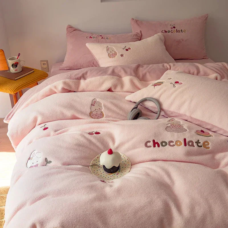 DecorBites™ Embroidered Imitation Cashmere Bedding Set for Queen Bed Warm Winter Cozy Set