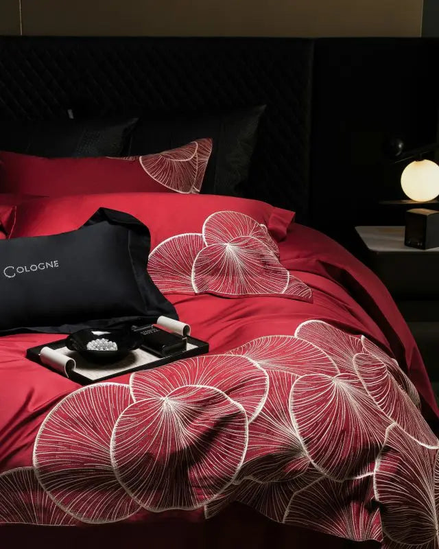 DecorBites™ Embroidered Egyptian Cotton Bedding Set - Queen/King, Luxury Bed Sheet & Pillowcases