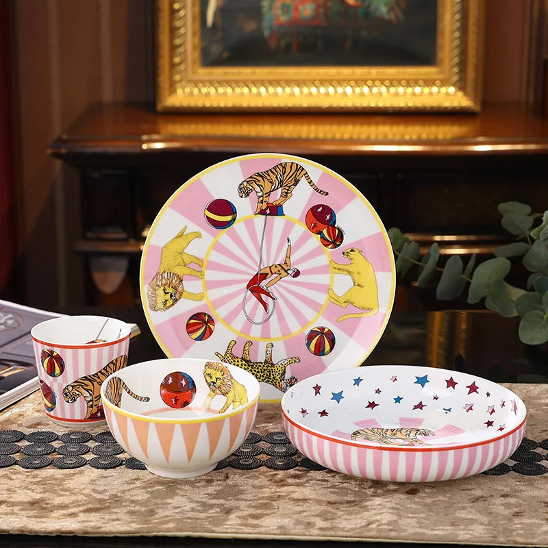 طقم أدوات مائدة للأطفال من DecorBites™ Circus Troup - أطباق، أوعية، كوب، قدر، صحن - هدية للأطفال