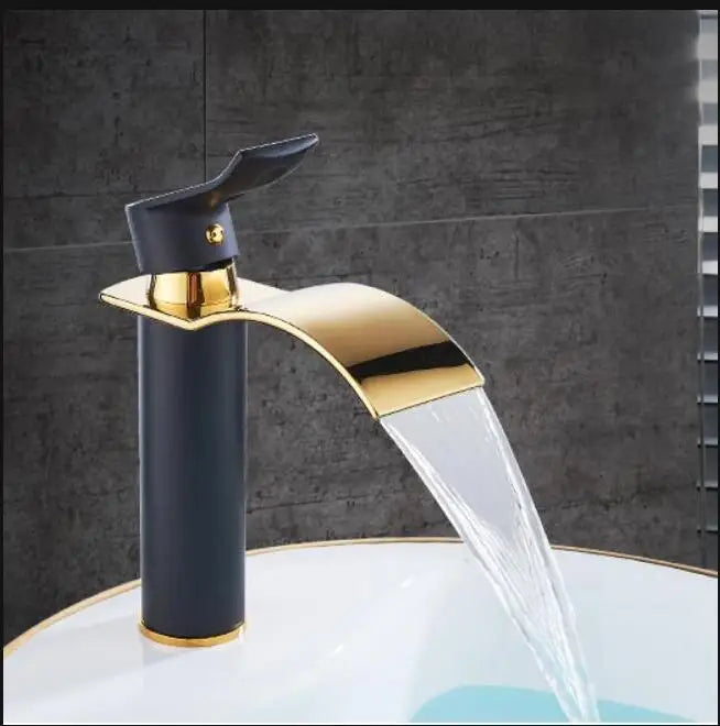 Robinet mitigeur d'évier DecorBites™ cascade doré et blanc pour salle de bain, eau chaude et froide