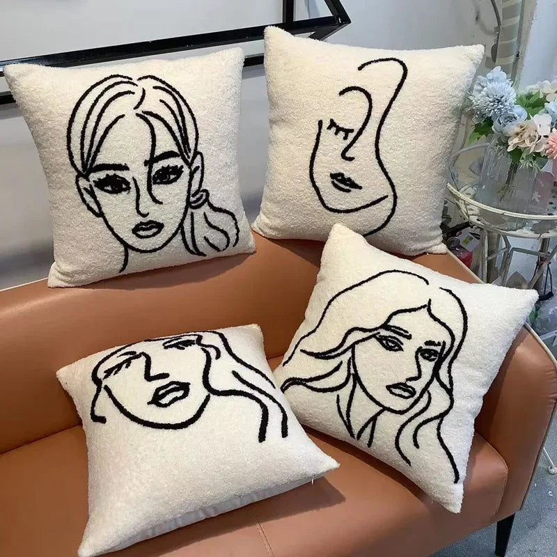 DecorBites™ غطاء وسادة بتطريز وجه من صوف الحمل 45x45 - غطاء وسادة فني تجريدي باللون البيج والأبيض