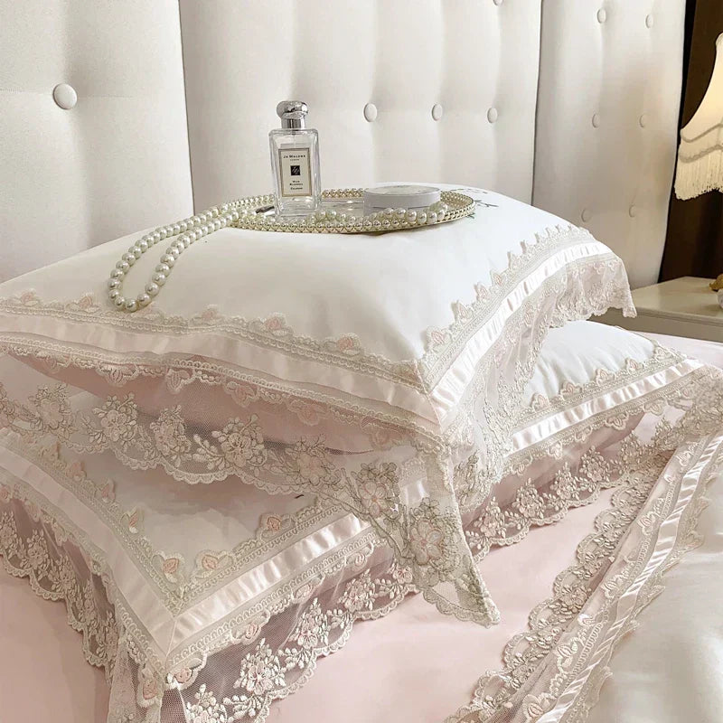 طقم مفروشات سرير الزفاف بتطريز زهور الدانتيل الفرنسي من DecorBites™، 1200 خيط - طقم غطاء لحاف قطني فاخر ورومانسي