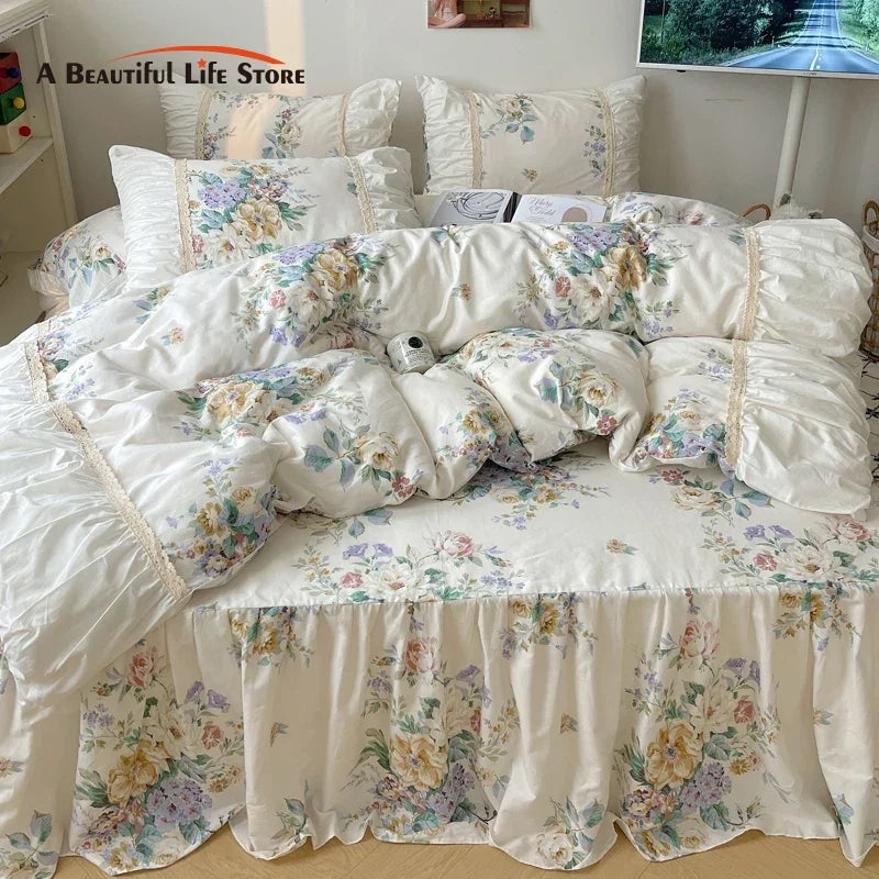 DecorBites™ طقم مفروشات أميرة كورية بنقشة الزهور - غطاء لحاف، غطاء سرير، أغطية وسائد