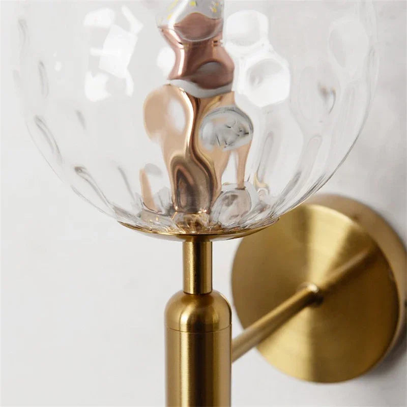 مصباح حائط DecorBites™ الكروي الزجاجي: إضاءة حائط معدنية حديثة لتزيين غرفة المعيشة وغرفة النوم بالمنزل
