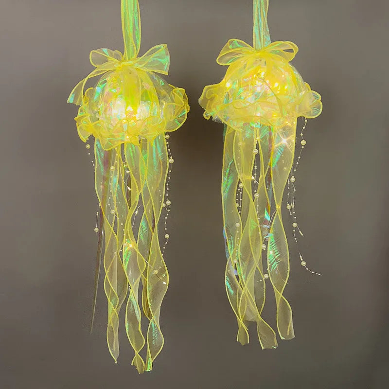 DecorBites™ فوانيس قنديل البحر: ديكور حفل عيد ميلاد تحت البحر