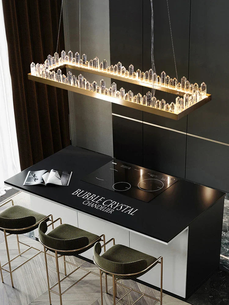 ثريا DecorBites™ الذهبية الكريستالية بإضاءة LED لغرفة الطعام العصرية