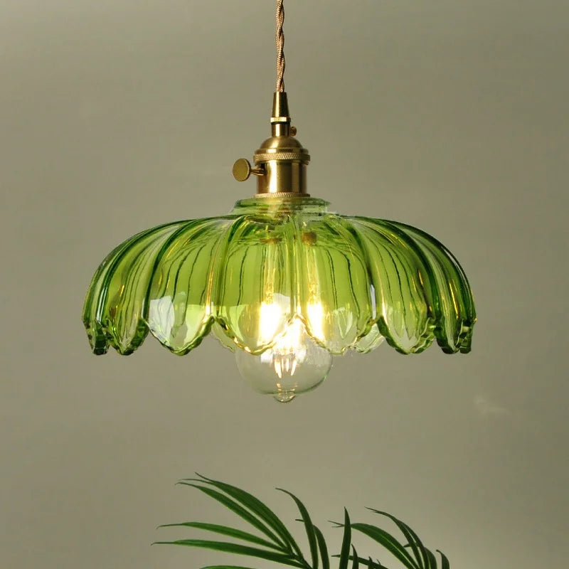 فوانيس DecorBites™ الزجاجية الخضراء المعلّقة بإضاءة LED