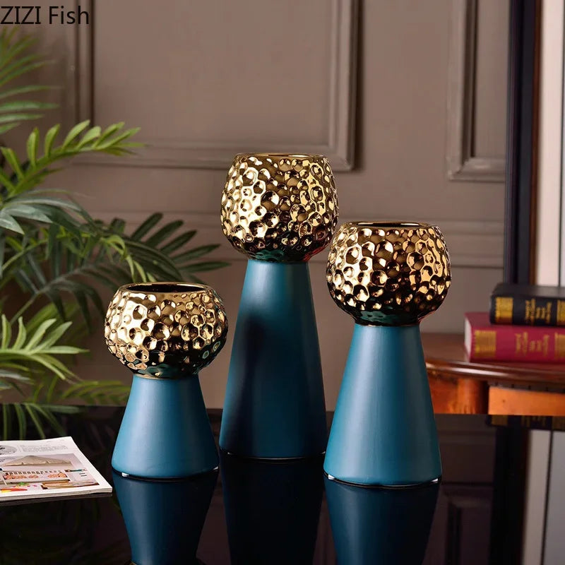 مزهرية سيراميك DecorBites™ الذهبية بنمط المطرقة: أصيص زرع إبداعي لتزيين الطاولات وتنسيق الزهور