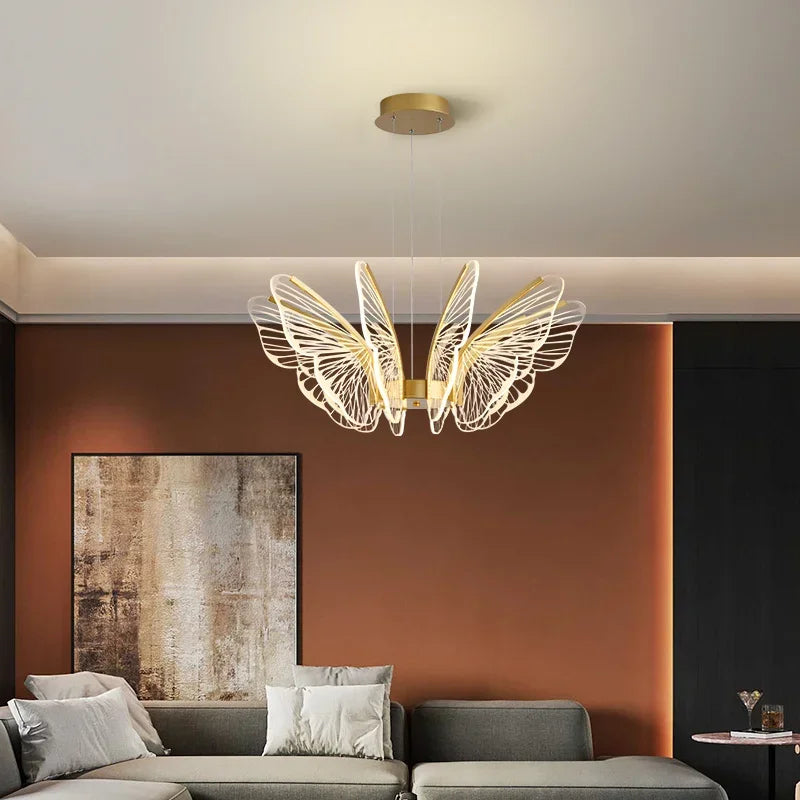 ثريا سقف فراشة LED من DecorBites™ - إضاءة قلادة فاخرة لغرفة النوم والمعيشة والطعام