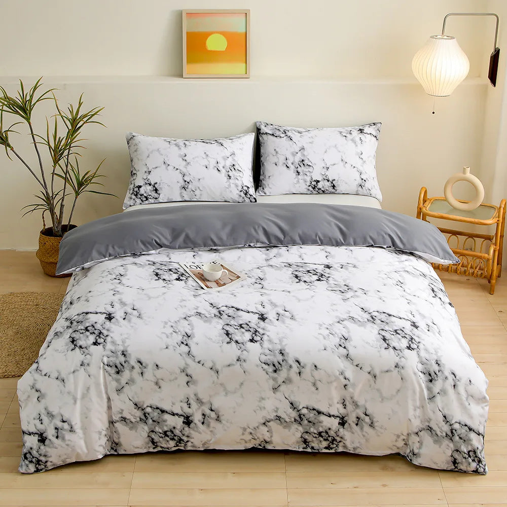 DecorBites™ Geometric Triangle Block Print Bedding Set with 2 Pillowcases for Queen/King Double Bed