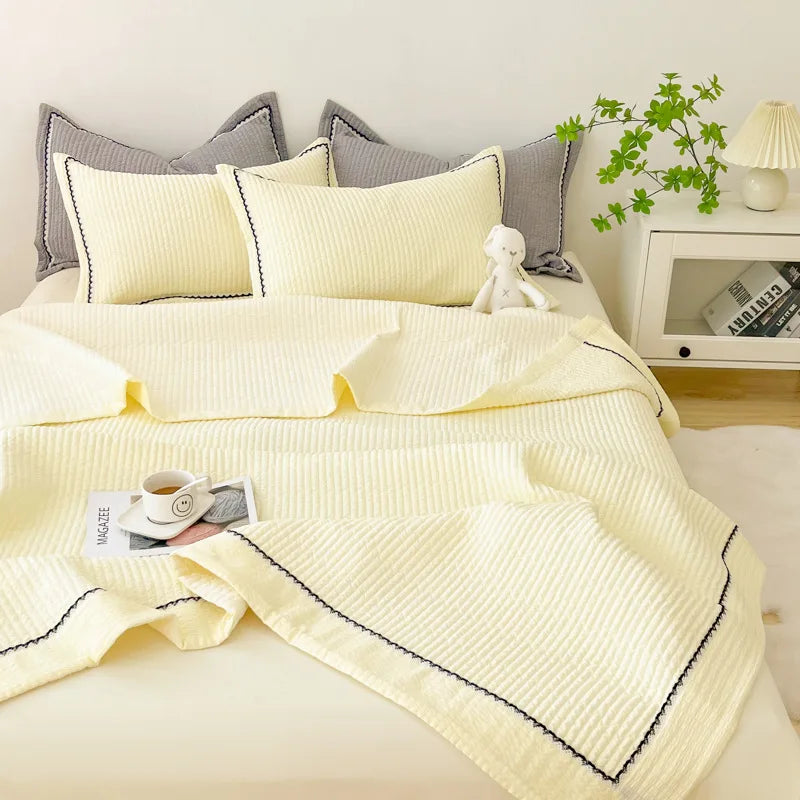 طقم لحاف صيفي منسوج من خيوط الفقاعات الكورية من DecorBites™