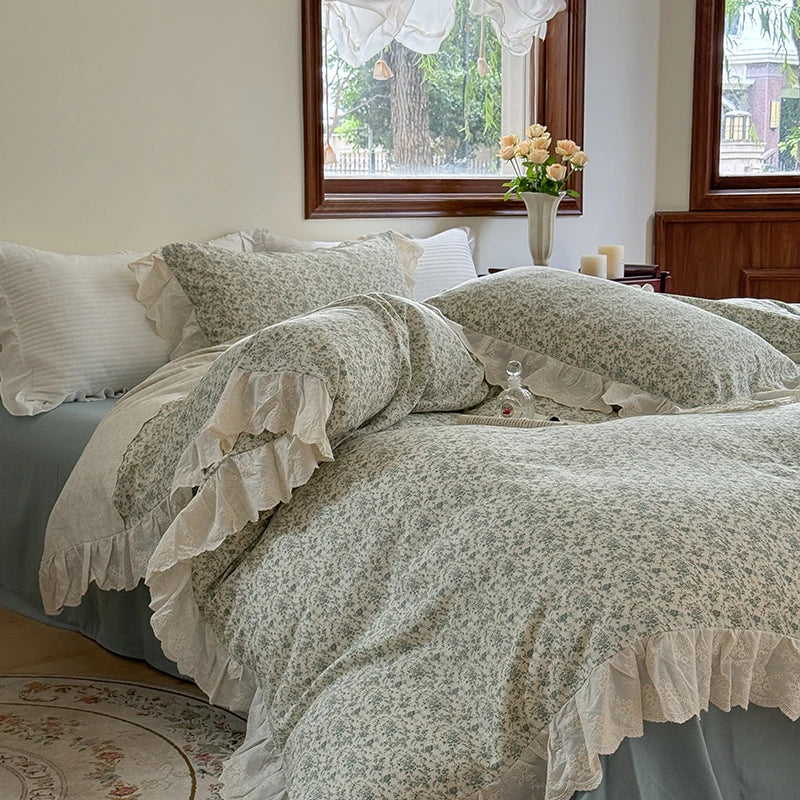 DecorBites™ Elegant Floral Lace Ruffles Bedding Set with Double Yarn - Soft Cotton Blend