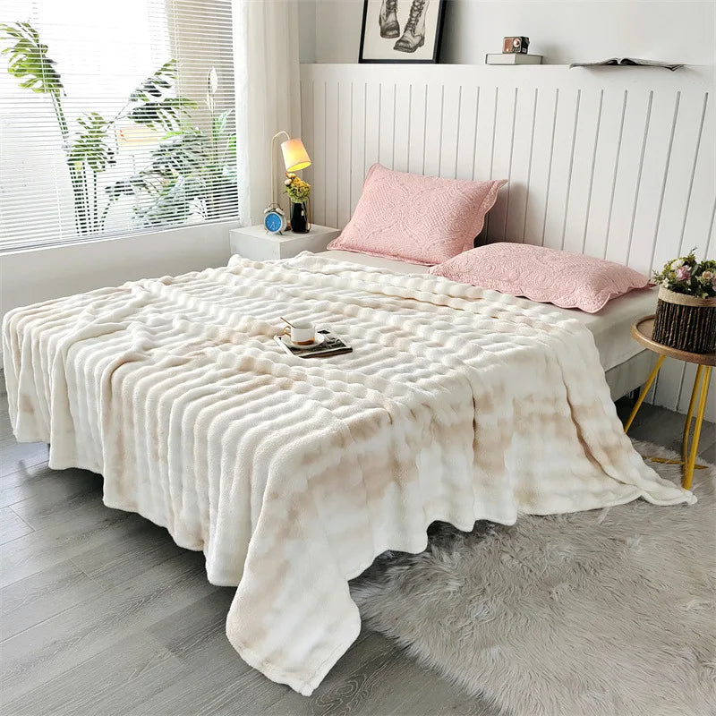 DecorBites™ Cozy Gradient Bubble Fleece Throw Blanket, Plush All-Season Nap Blanket