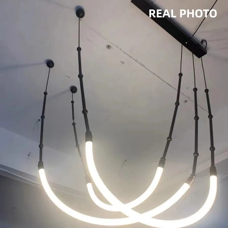 مصابيح DecorBites™ المعلقة من الخيزران: فوانيس LED لدرج علوي على الطراز الاسكندنافي لديكور بسيط