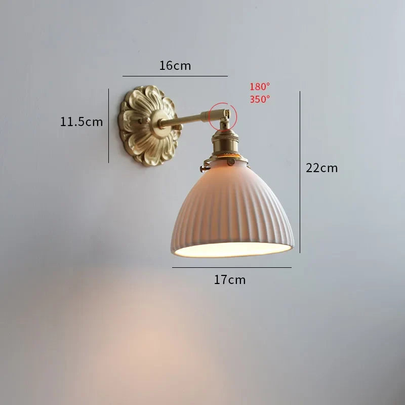 Applique murale LED DecorBites™ en verre vert avec base en cuivre pour chambre et salon