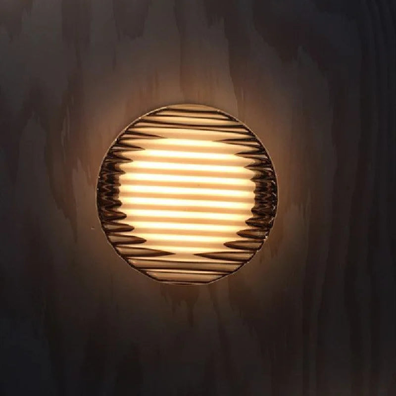 أضواء جدارية أكريليك LED من DecorBites™ - ديكور غرفة نوم بأسلوب نورديك حديث