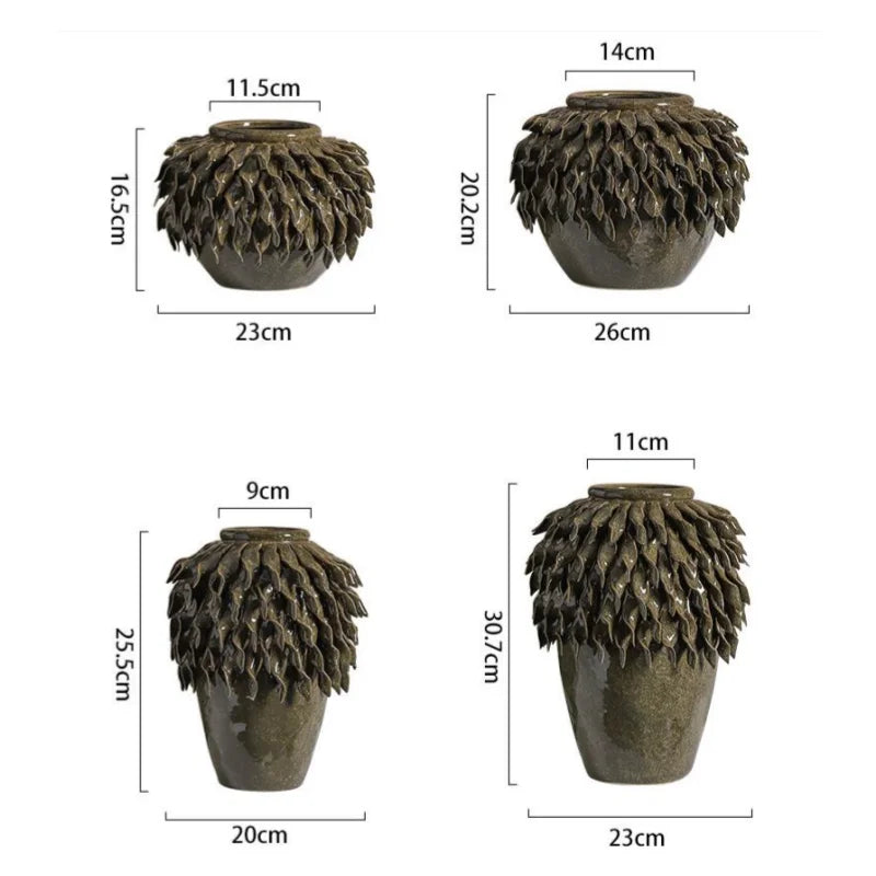 DecorBites™ Leaf Relief Ceramic Vase: إناء زهور خزفي بتصميم أوراق بارزة ثلاثي الأبعاد مصنوع يدوياً