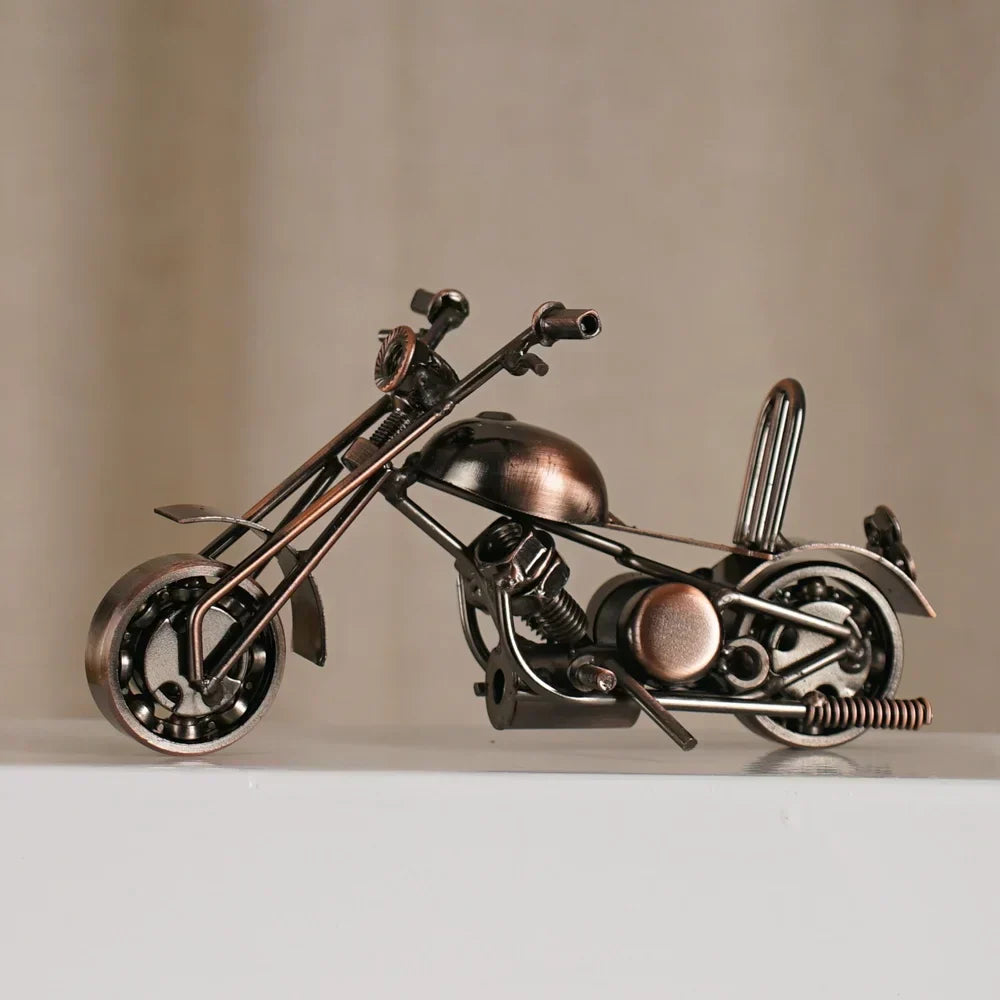DecorBites™ 14cm Retro Motorcycle Model Metal Figurine Home Decor & Toy