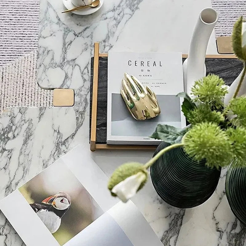 DecorBites™ تمثال يدين ذهبيتين تجريديتين من الراتنج منحوتة للديكور المنزلي