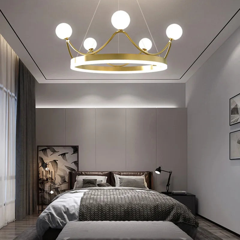 ثريا DecorBites™ تاج LED: إضاءة معلقة حلقية أنيقة لغرفة الأطفال