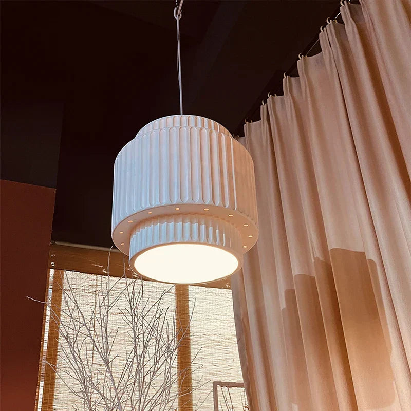 ثريا DecorBites™ Cream Wind LED: طراز واري سابي نورديك البسيط لغرفة الطعام وغرفة النوم والبار