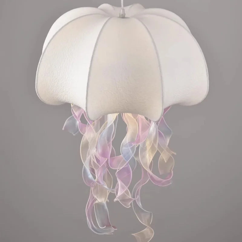ثريا جيليفيش سيلك من DecorBites™: إضاءة معلقة رومانسية لغرفة المعيشة وغرفة النوم وغرفة الطعام