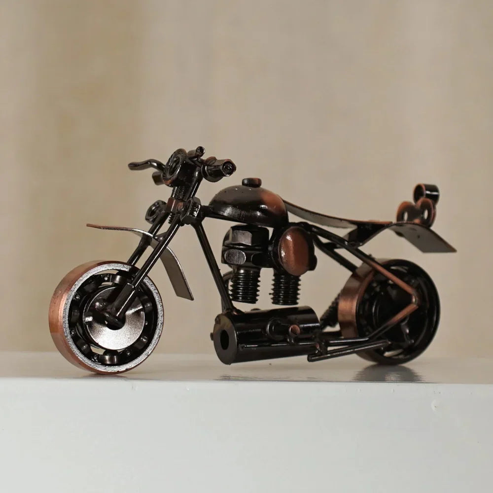 DecorBites™ 14cm Retro Motorcycle Model Metal Figurine Home Decor & Toy