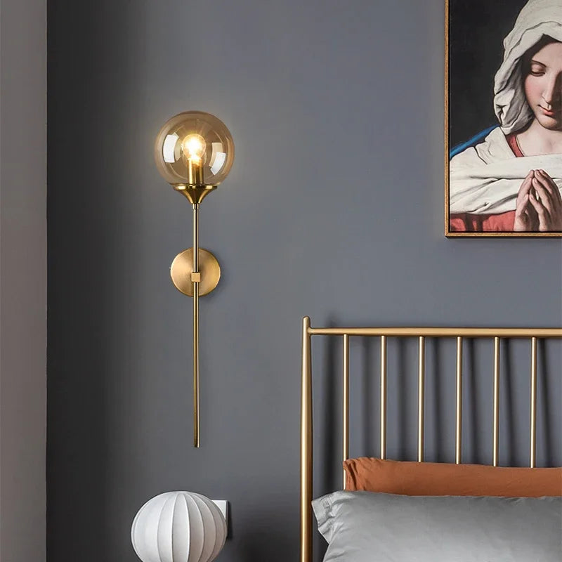وحدة إضاءة جدارية زجاجية دائرية ذهبية من DecorBites™: تصميم إسكندنافي عصري لديكور المنزل
