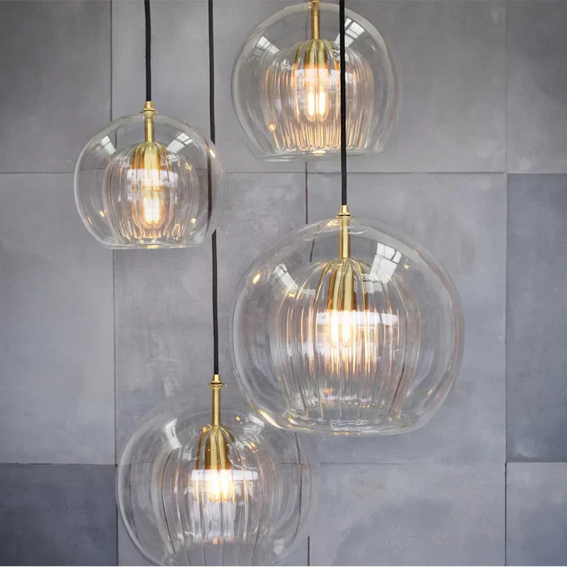 DecorBites™ مصباح معلق كروي زجاجي ذهبي لغرفة الطعام وديكور غرفة النوم