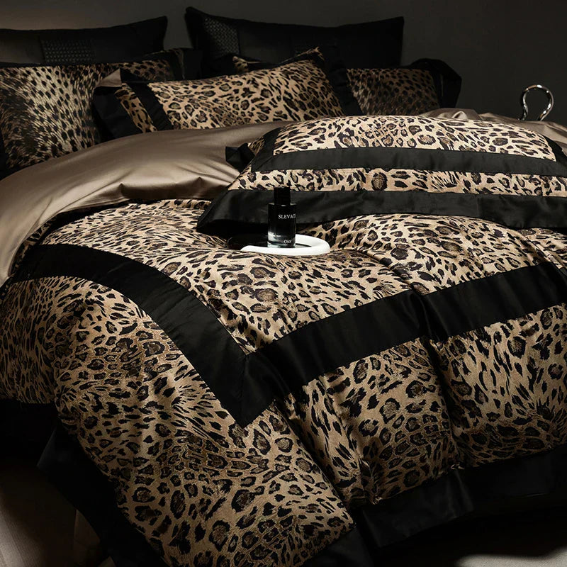 DecorBites™ Leopard Print Luxury Bedding Set - Queen/King Size Duvet Cover, Sheet, Pillowcases
