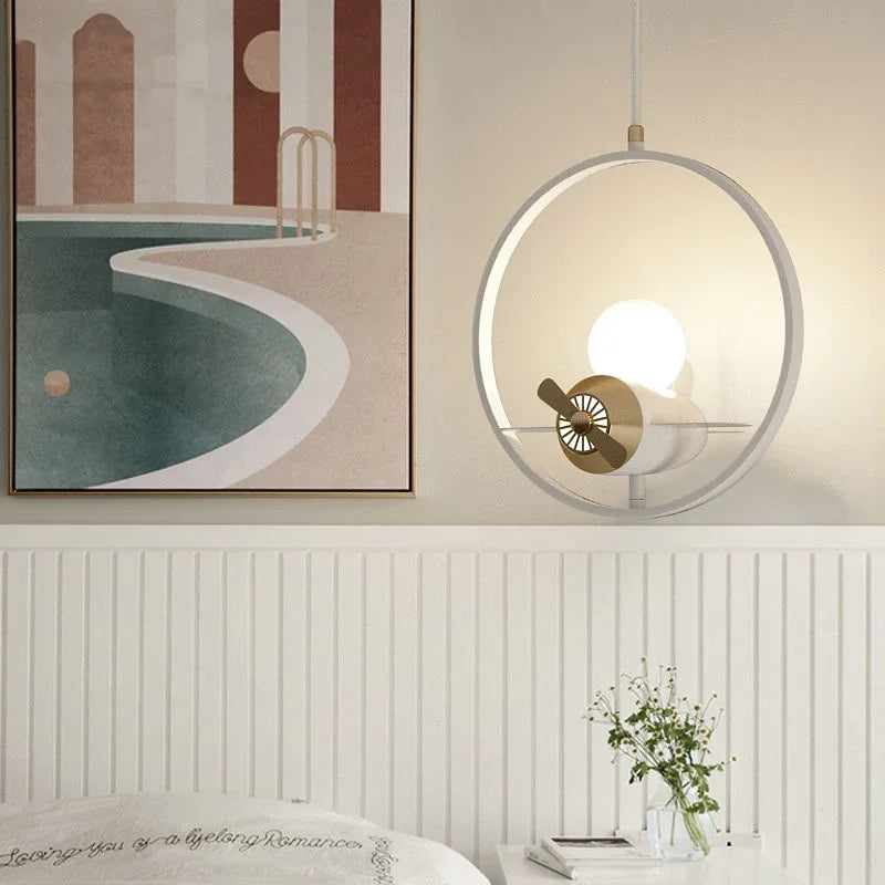 ثريات هليكوبتر من DecorBites™ لغرف الأطفال وإضاءة غرف النوم