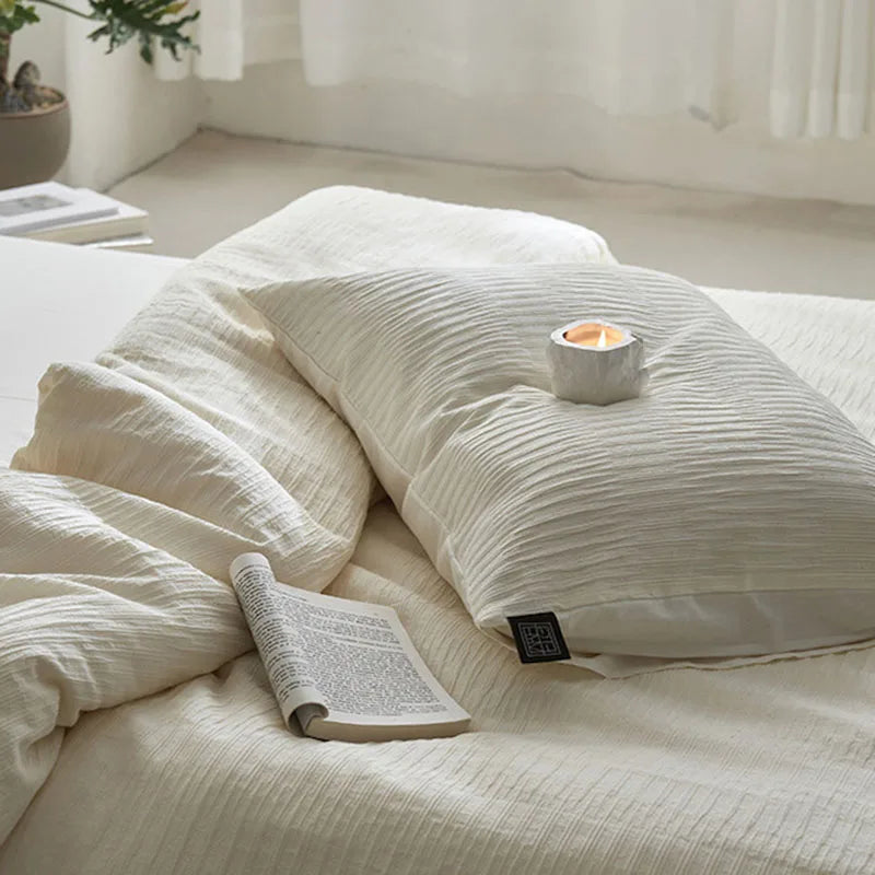 DecorBites™ 100% Cotton Foam Yarn Bedding Set with Solid Color Jacquard Design