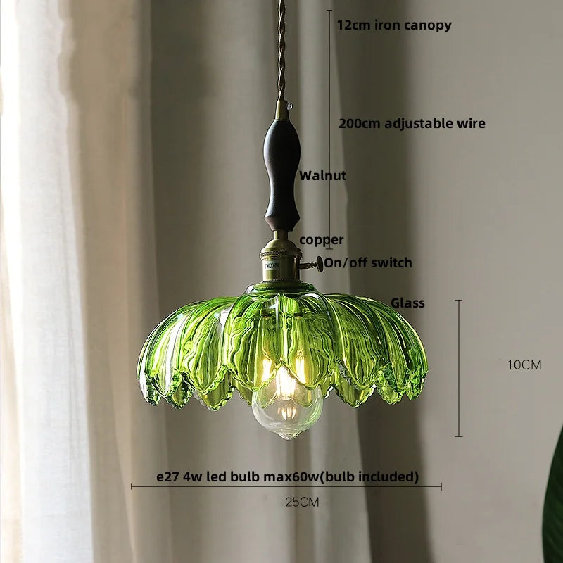 فوانيس DecorBites™ الزجاجية الخضراء المعلّقة بإضاءة LED
