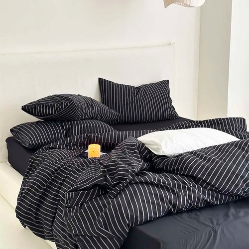 طقم غطاء لحاف مخطط باللون الأسود من القطن 100% بمقاسات متنوعة من DecorBites™