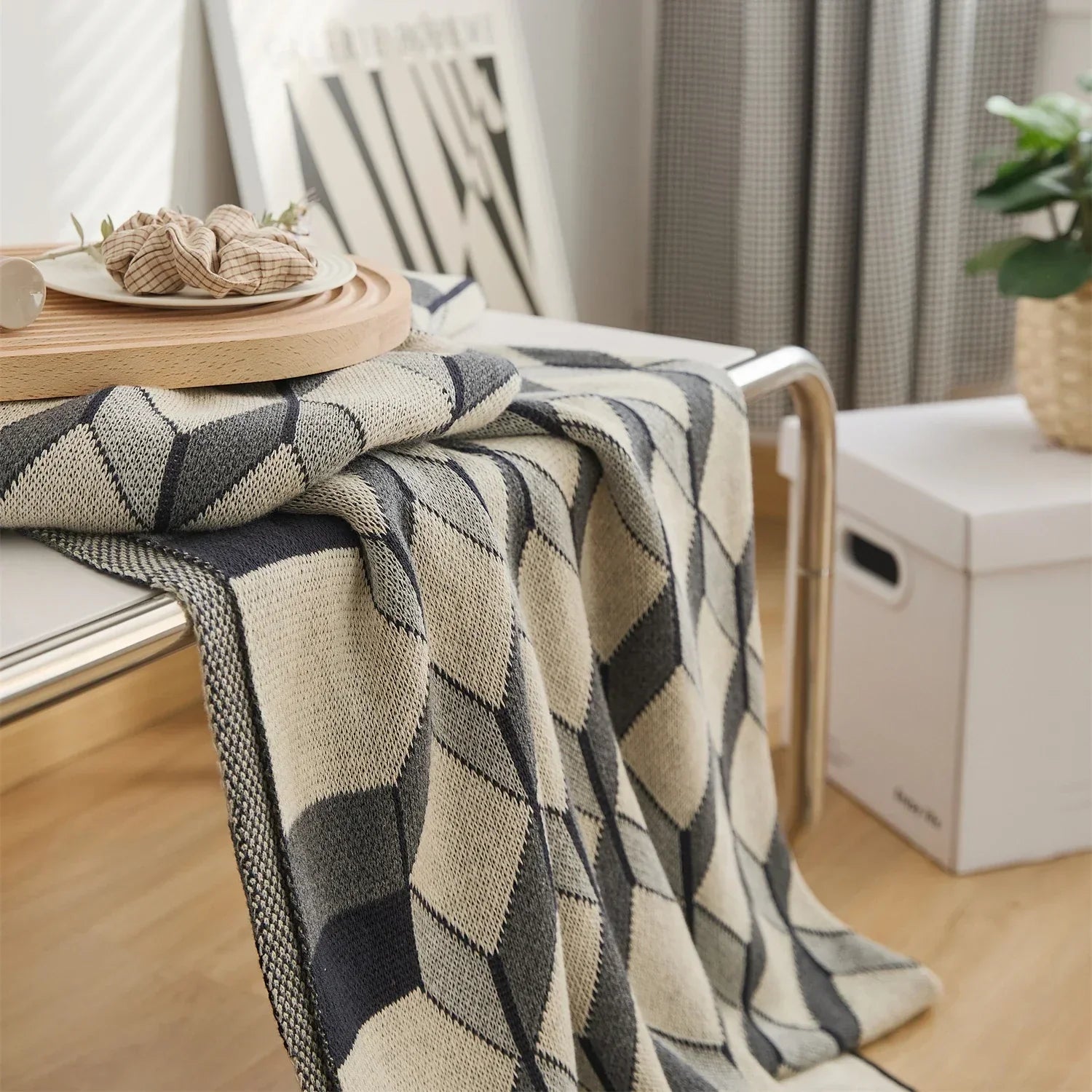 DecorBites™ 3D Cube Cotton Knitted Plaid Blanket - Soft and Cozy Nordic Bedspread