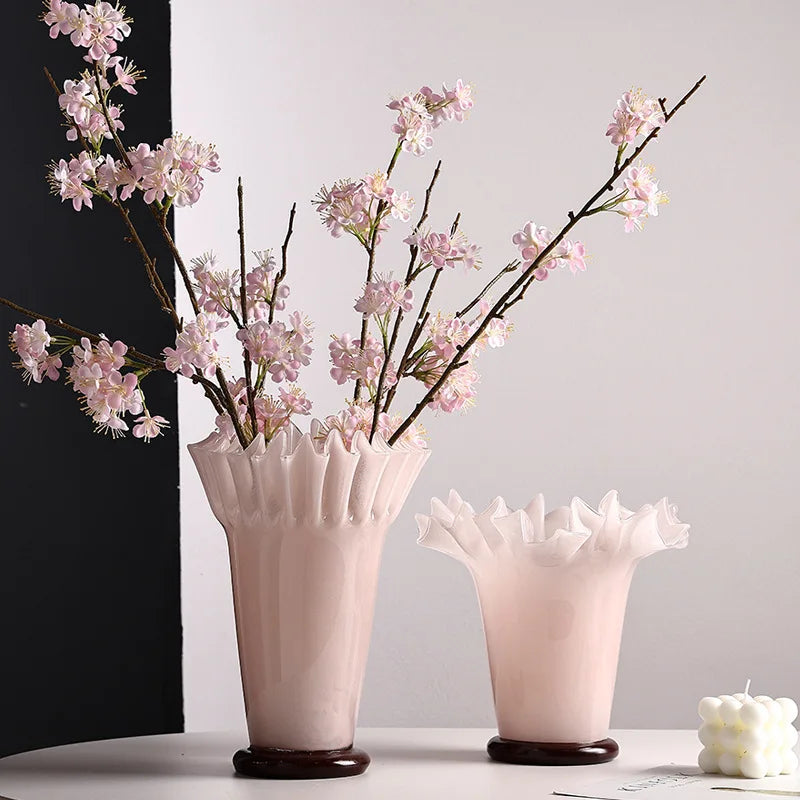 مزهرية زجاجية كبيرة من DecorBites™ بحافة ورقة اللوتس لديكور المنزل