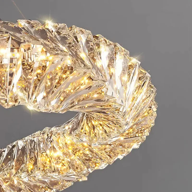 مصابيح قلادة LED كريستالية من DecorBites™ | مصباح حلقي معلق قابل للتعتيم | تركيبات ديكور فاخرة حديثة