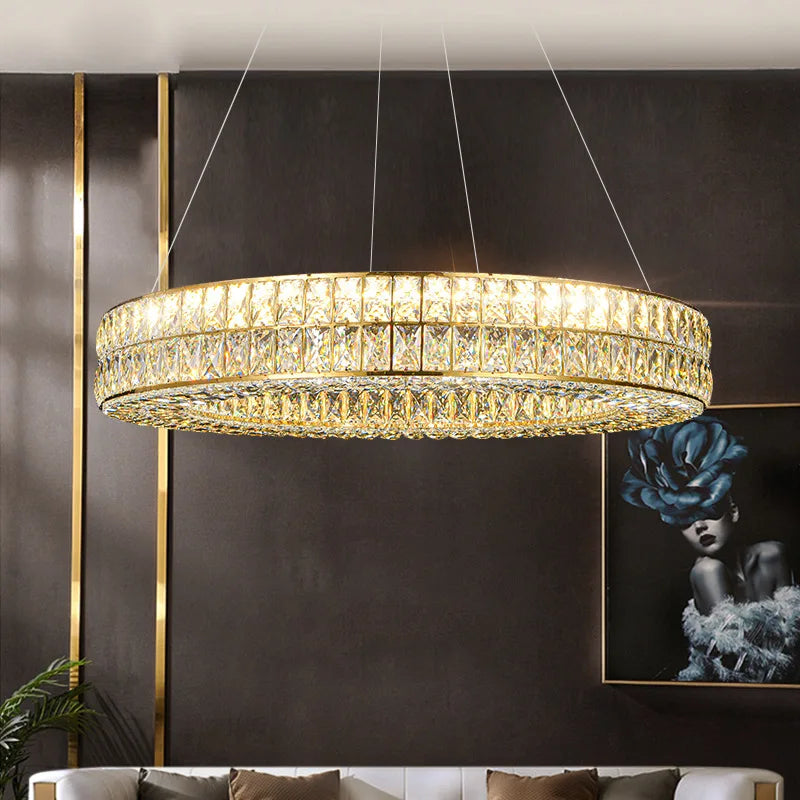 ثريا ذهبية بتصميم حلقة كريستال K9 مع إضاءة LED من DecorBites™ لديكور المنزل