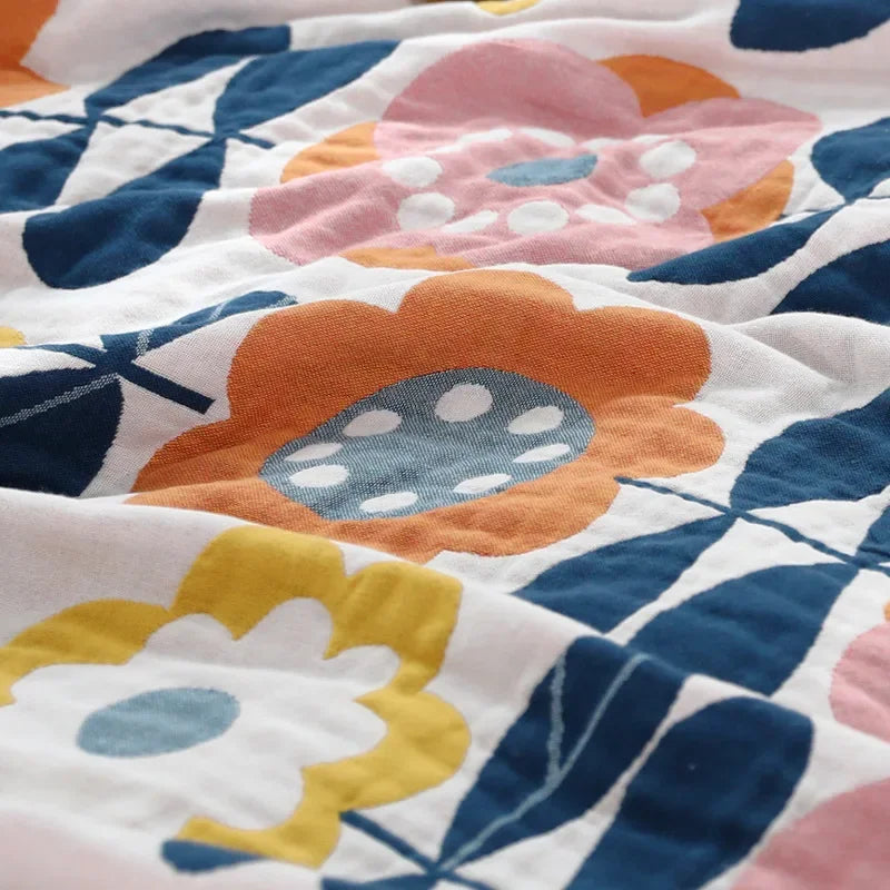 بطانية زهور من الشاش القطني الياباني من DecorBites™: ناعمة ومسامية، مثالية للصيف