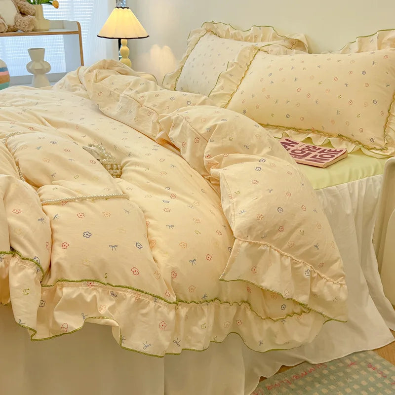 طقم مفروشات أميرة كورية بطبعة زهور من DecorBites™ من القطن المغسول للفتيات